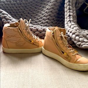 GIUSEPPE ZANOTTI RETAILS $1,175